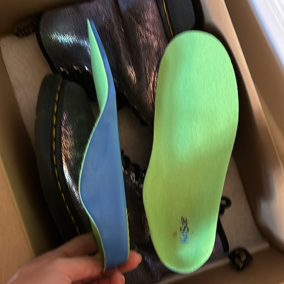 Martens iridescent with stars for girls and soles - Picture 10 of 11